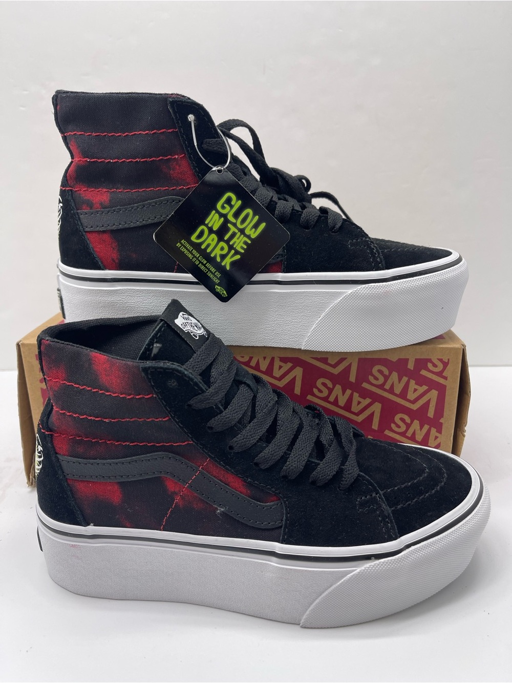Vans Sk8-Hi Tapered Stackform Midnight Glow Black
VN0A5JMKCJI Platform Sneakers